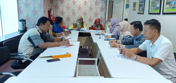 Monitoring Dan Evaluasi Kegiatan ... 