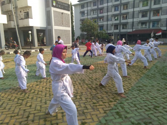 Monitoring Dan Evaluasi Kegiatan ... 