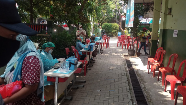 Monitoring Giat Vaksinasi Massal Di Wilayah Kel. Sepanjang Jaya